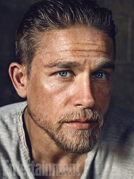 King-Arthur-Charlie-Hunnam-1374-05