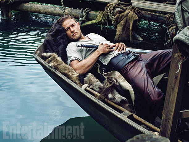 king-arthur-charlie-hunnam-1374-03