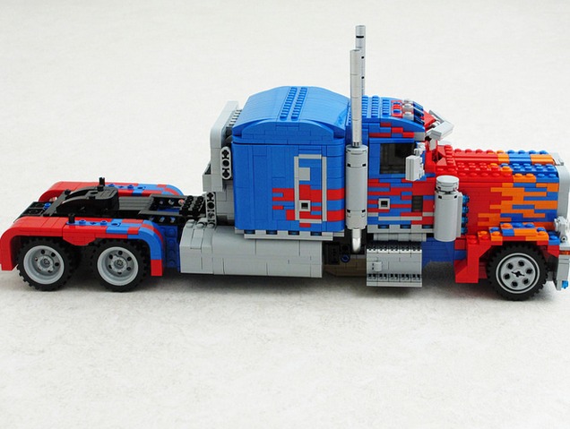 Lego optimus prime