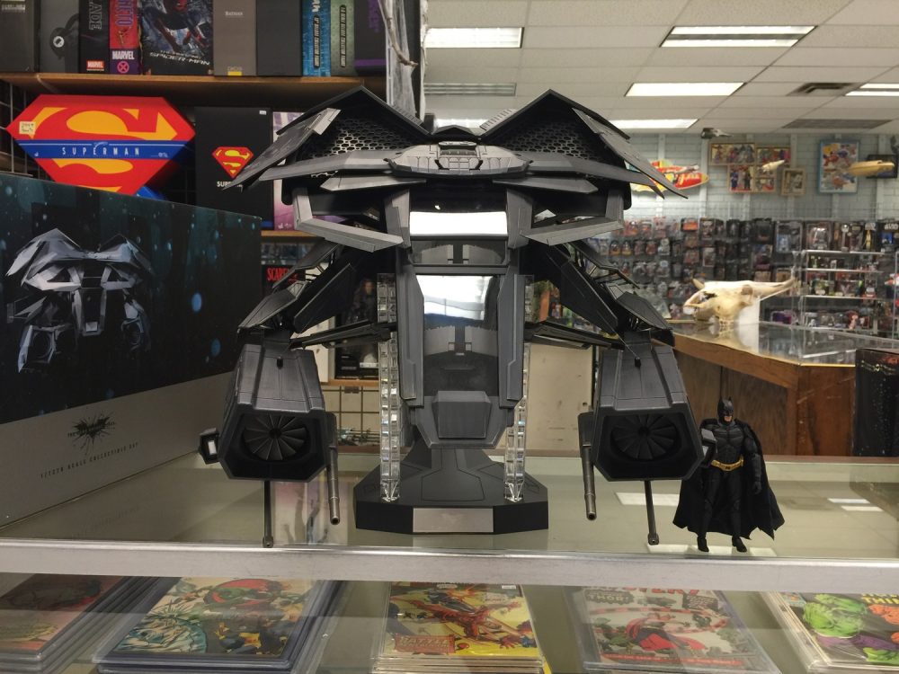  Batwing - Sideshow Collectibles