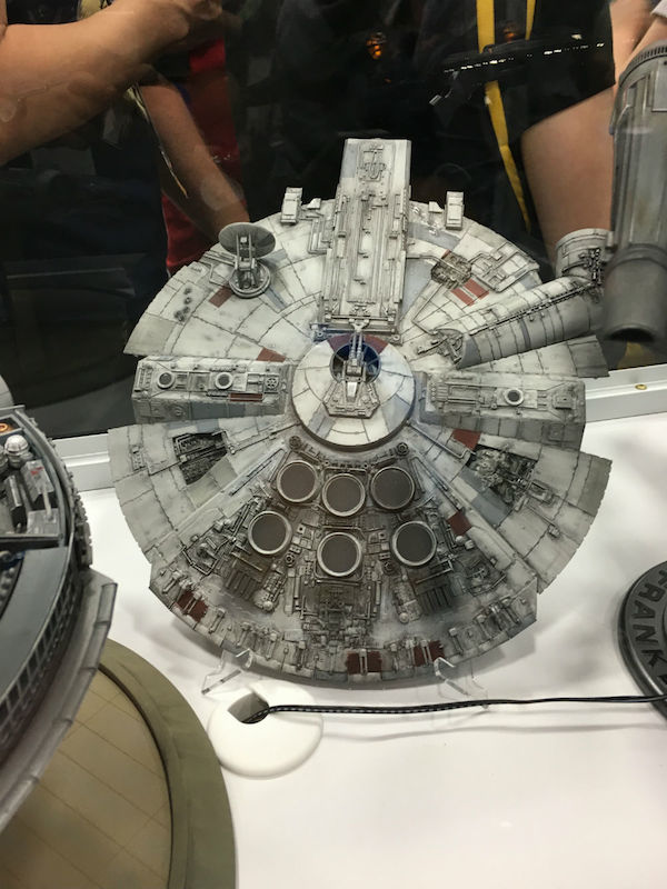 Millennium Falcon QMx 4