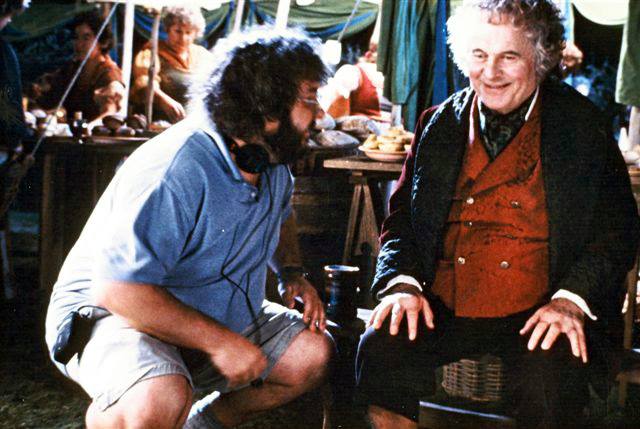 peter jackson e ian holm sul set della compagnia dell'anello