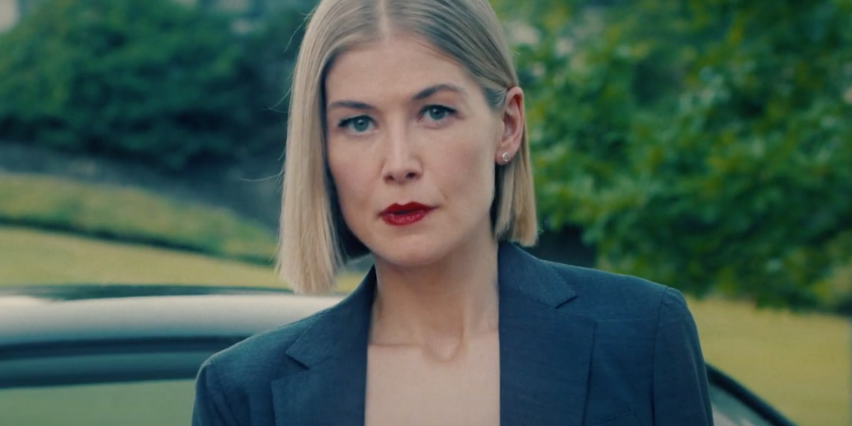 i care a lot Rosamund Pike