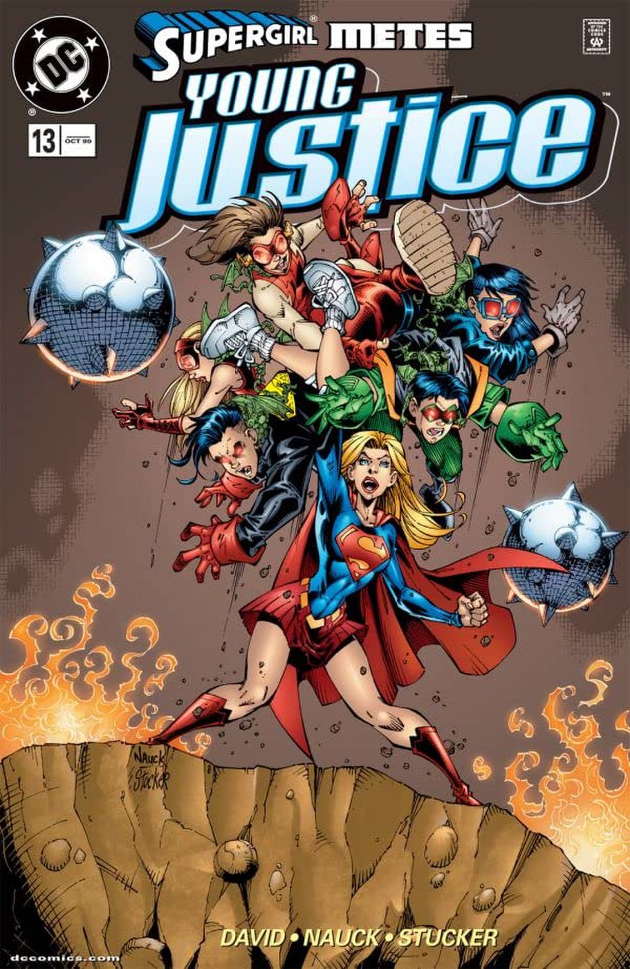 Young Justice #13, copertina di Todd Nauck