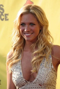 full_brittany_snow_artist_photo27