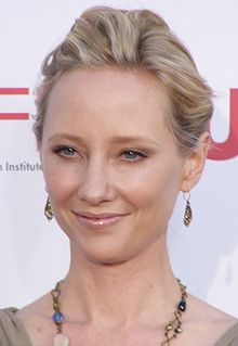 AnneHeche