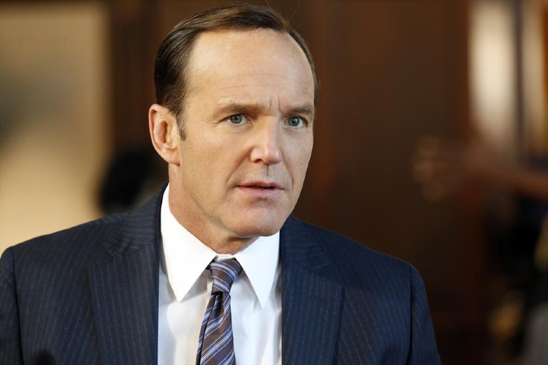 CLARK GREGG