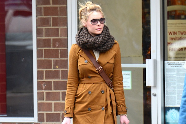 Katherine Heigl and her mother do some shopping in NYC