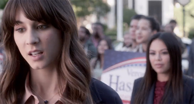 pretty-little-liars-future-09