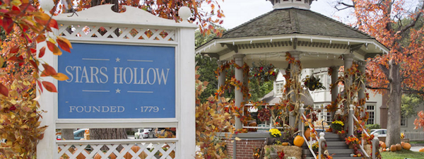 stars-hollow-banner