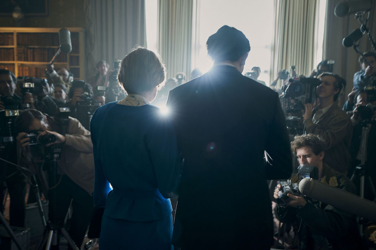 The Crown - 4x03 - Il fidanzamento di Carlo e Diana