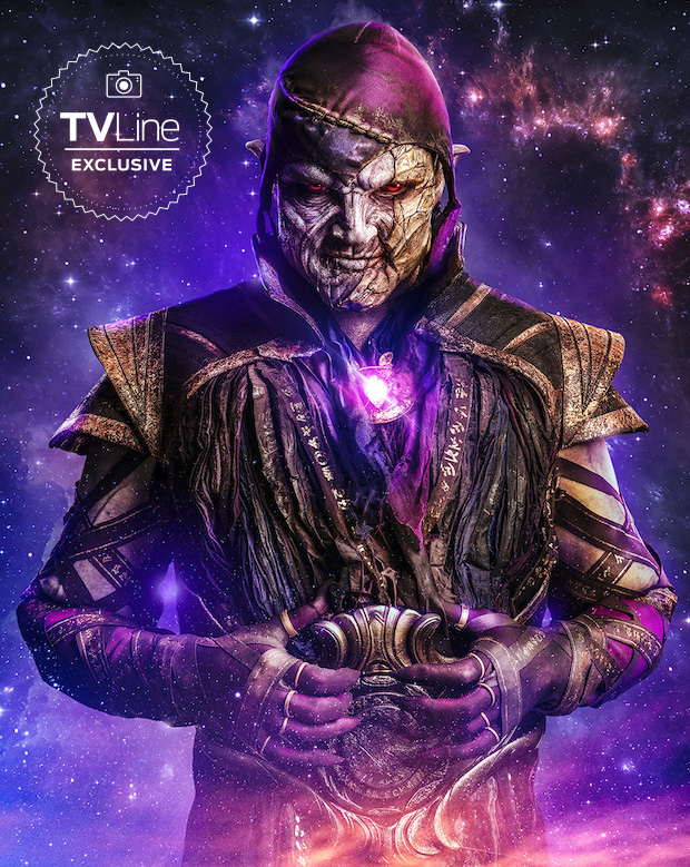 DC's Stargirl -- Image Number: STG_Eclipso_1st_Look.jpg -- Pictured: Nick Tarabay as Eclipso -- Photo: Tina Rowden/The CW -- © 2021 The CW Network, LLC. All Rights Reserved.