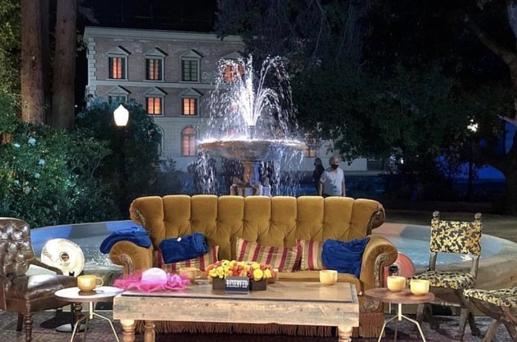 Friends set